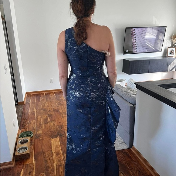 Teri Jon One-Shoulder Metallic Blue Dress - Picture 4 of 4